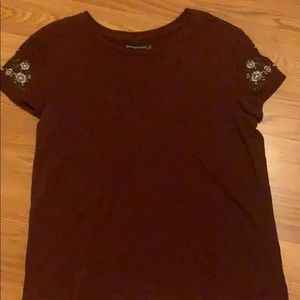 Short sleeved with embroidered flowers on sleeves